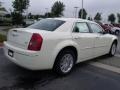 Cool Vanilla White - 300 Touring Photo No. 3