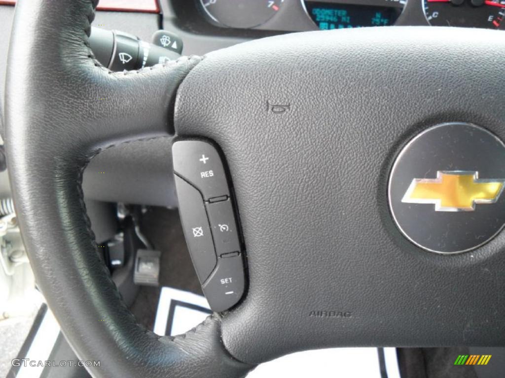 2006 Impala LT - White / Ebony Black photo #11