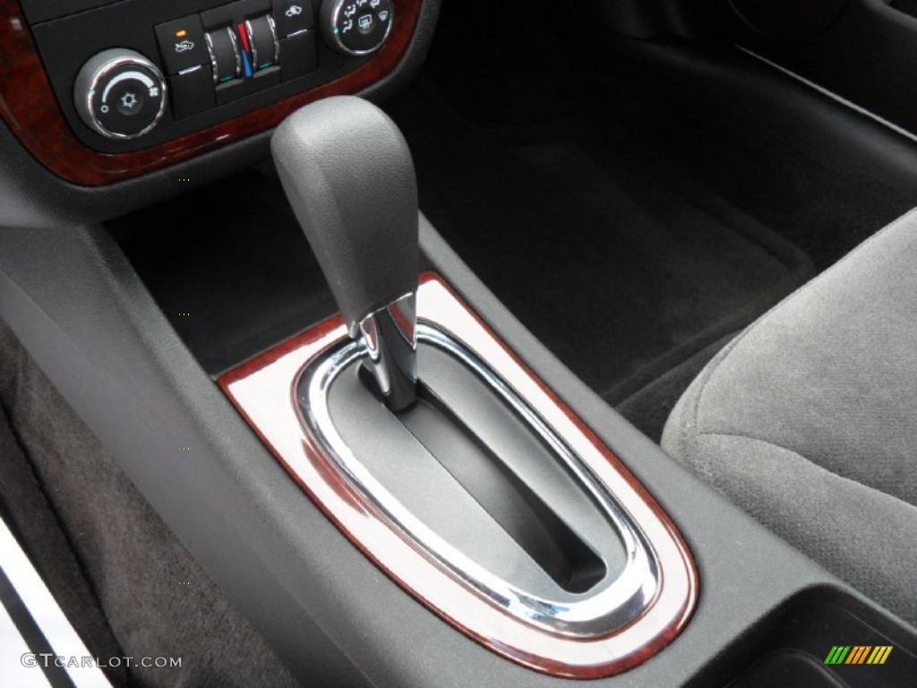 2006 Impala LT - White / Ebony Black photo #14