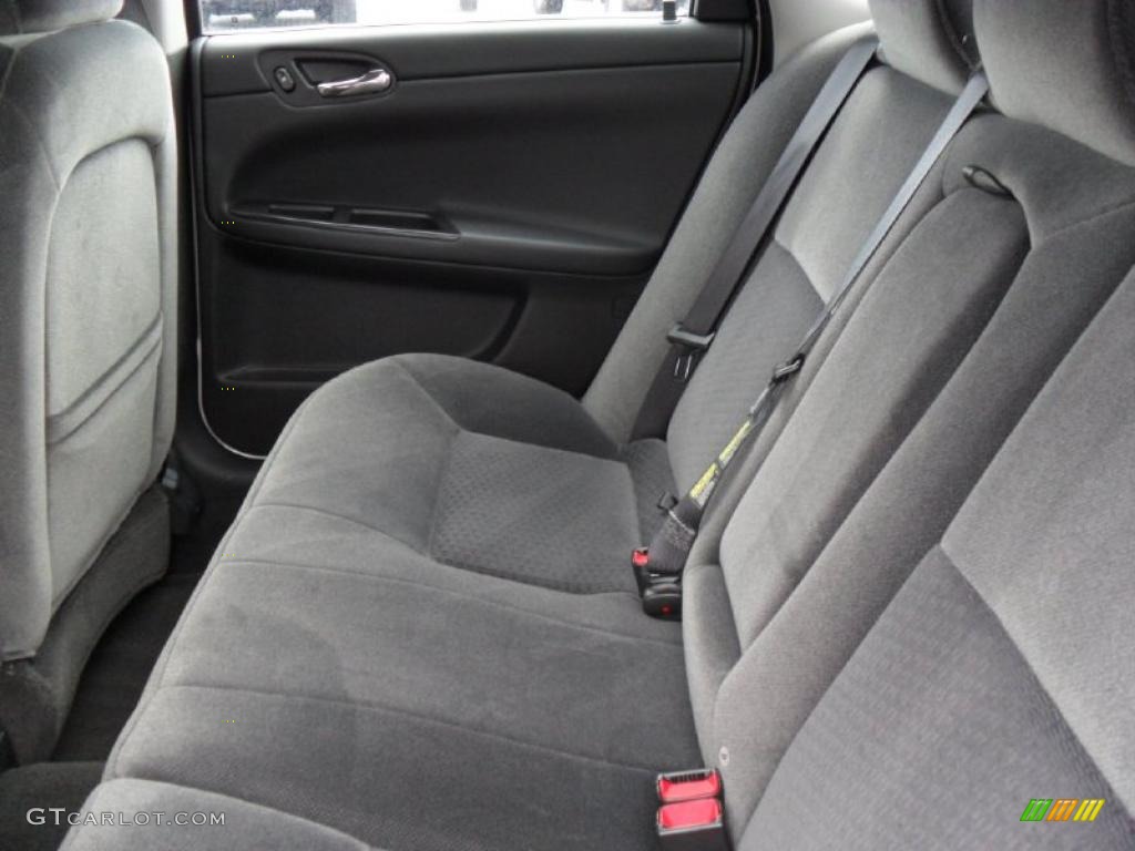 2006 Impala LT - White / Ebony Black photo #15