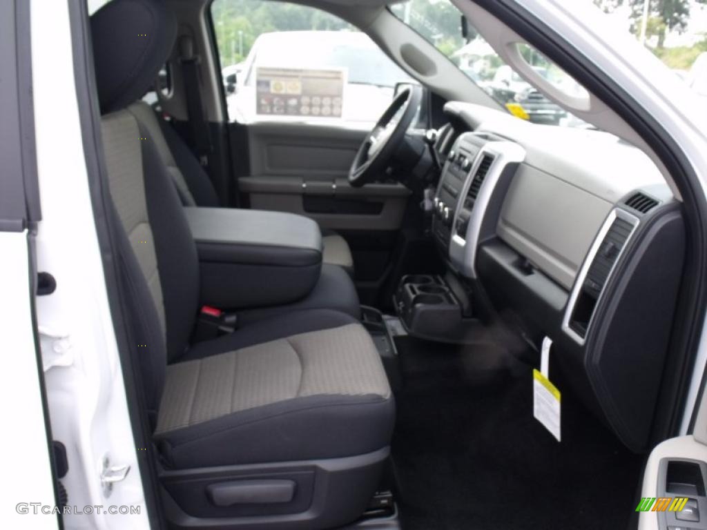 2011 Ram 1500 SLT Crew Cab - Bright White / Dark Slate Gray photo #9