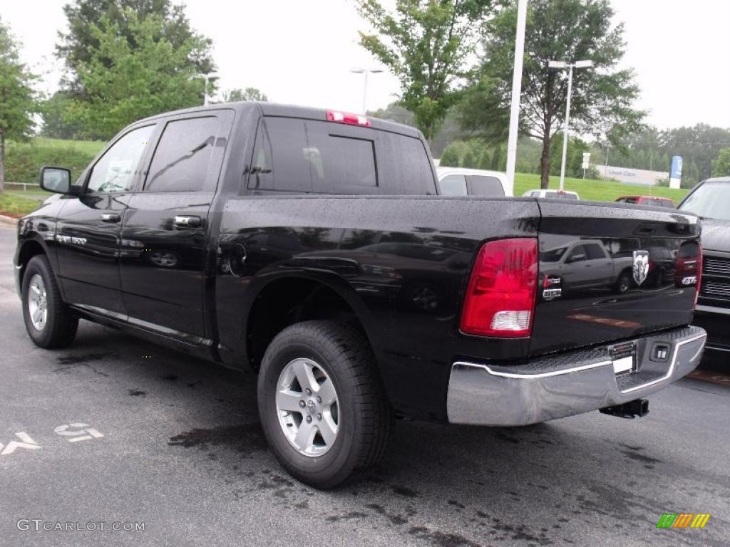 2011 Ram 1500 SLT Crew Cab 4x4 - Brilliant Black Crystal Pearl / Dark Slate Gray photo #2