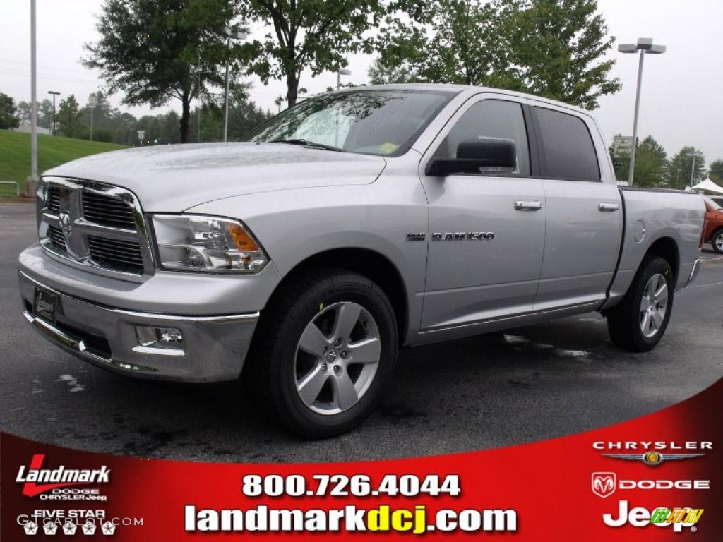 2011 Ram 1500 Big Horn Crew Cab - Bright Silver Metallic / Dark Slate Gray/Medium Graystone photo #1