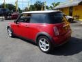 Chili Red - Cooper Hardtop Photo No. 4