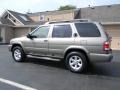 2003 Polished Pewter Metallic Nissan Pathfinder SE 4x4  photo #11