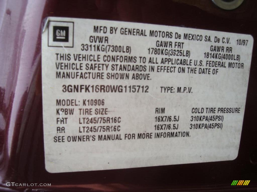 1998 Suburban K1500 4x4 - Dark Carmine Red Metallic / Gray photo #14