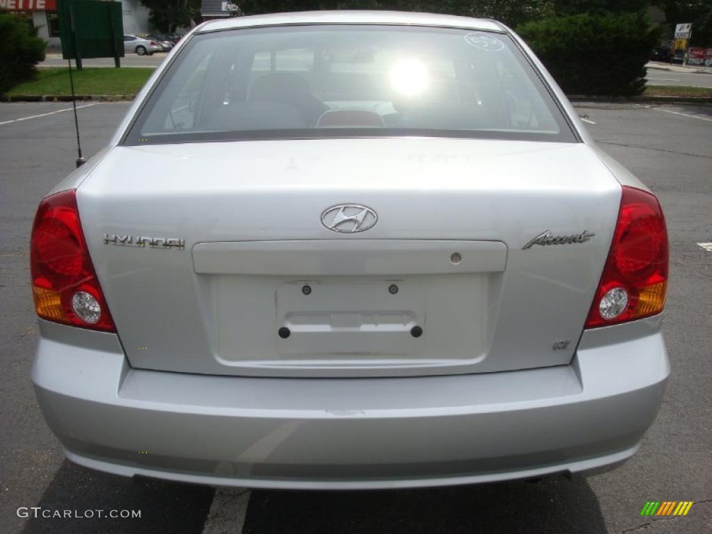 2003 Accent GL Sedan - Silver Mist Metallic / Gray photo #5