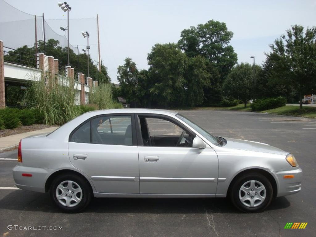 2003 Accent GL Sedan - Silver Mist Metallic / Gray photo #7