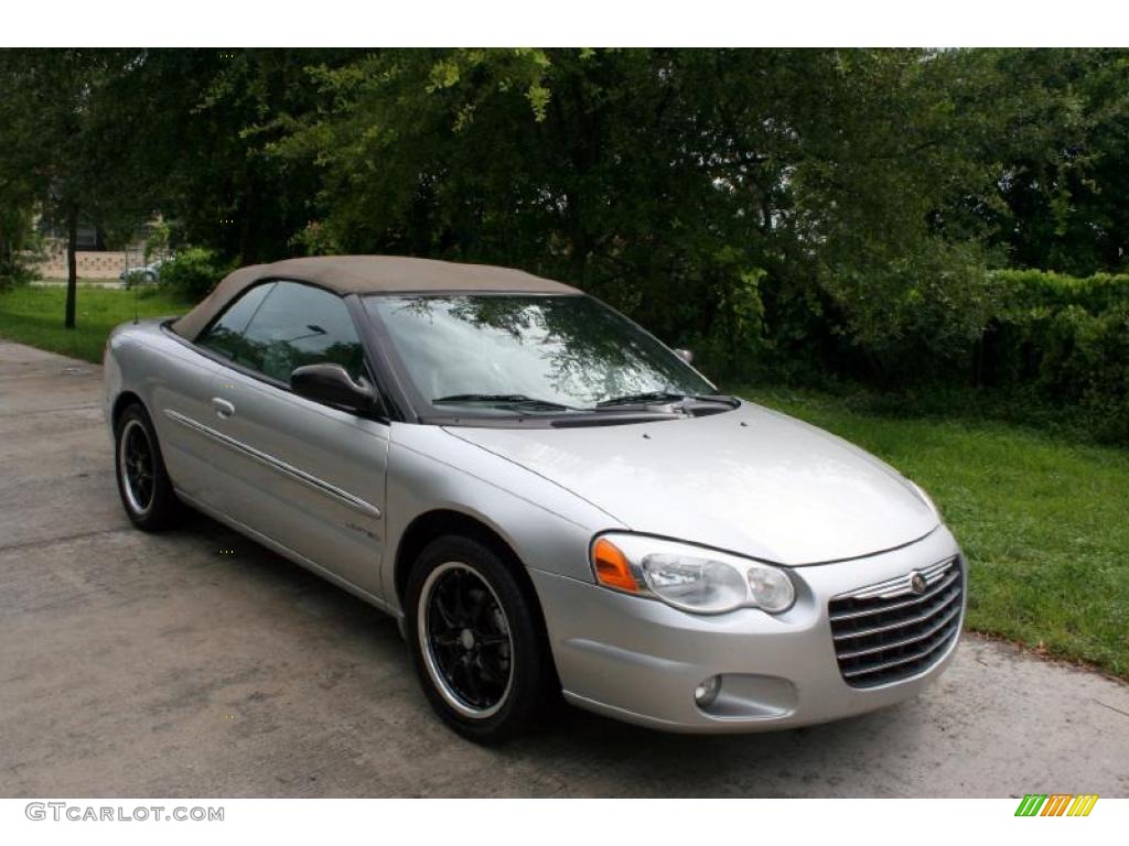 2004 Sebring Limited Convertible - Bright Silver Metallic / Taupe photo #13