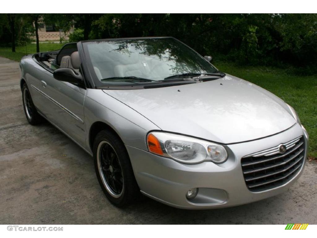 2004 Sebring Limited Convertible - Bright Silver Metallic / Taupe photo #19
