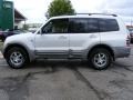Glacier White Pearlescent - Montero Limited 4x4 Photo No. 2