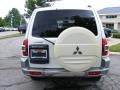 Glacier White Pearlescent - Montero Limited 4x4 Photo No. 4