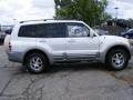 Glacier White Pearlescent - Montero Limited 4x4 Photo No. 6