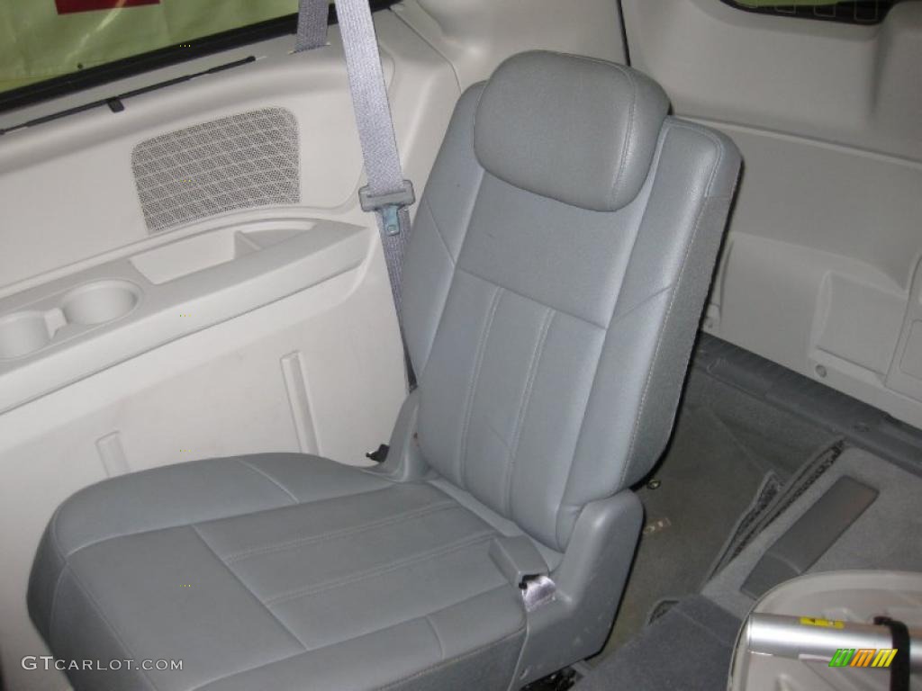 2008 Town & Country Touring Signature Series - Clearwater Blue Pearlcoat / Medium Slate Gray/Light Shale photo #22