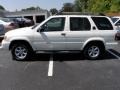 2003 Glacier White Pearl Nissan Pathfinder SE 4x4  photo #1