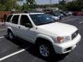 Glacier White Pearl - Pathfinder SE 4x4 Photo No. 6
