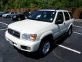 2003 Glacier White Pearl Nissan Pathfinder SE 4x4  photo #8