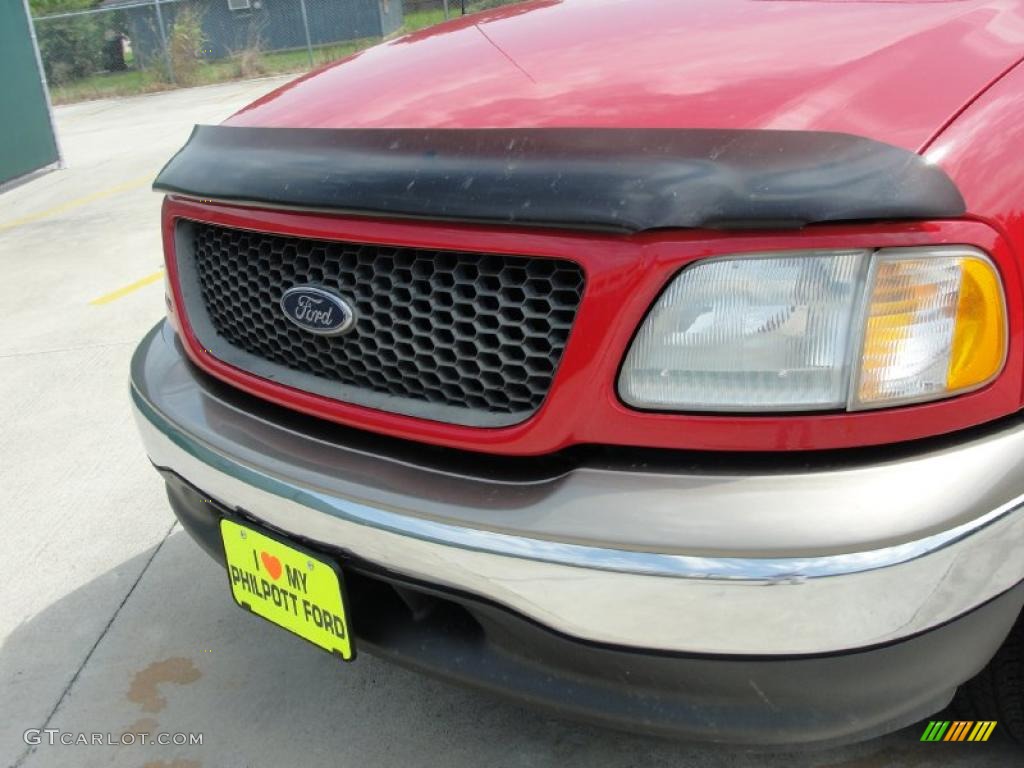 2002 F150 XLT SuperCrew - Bright Red / Medium Parchment photo #11