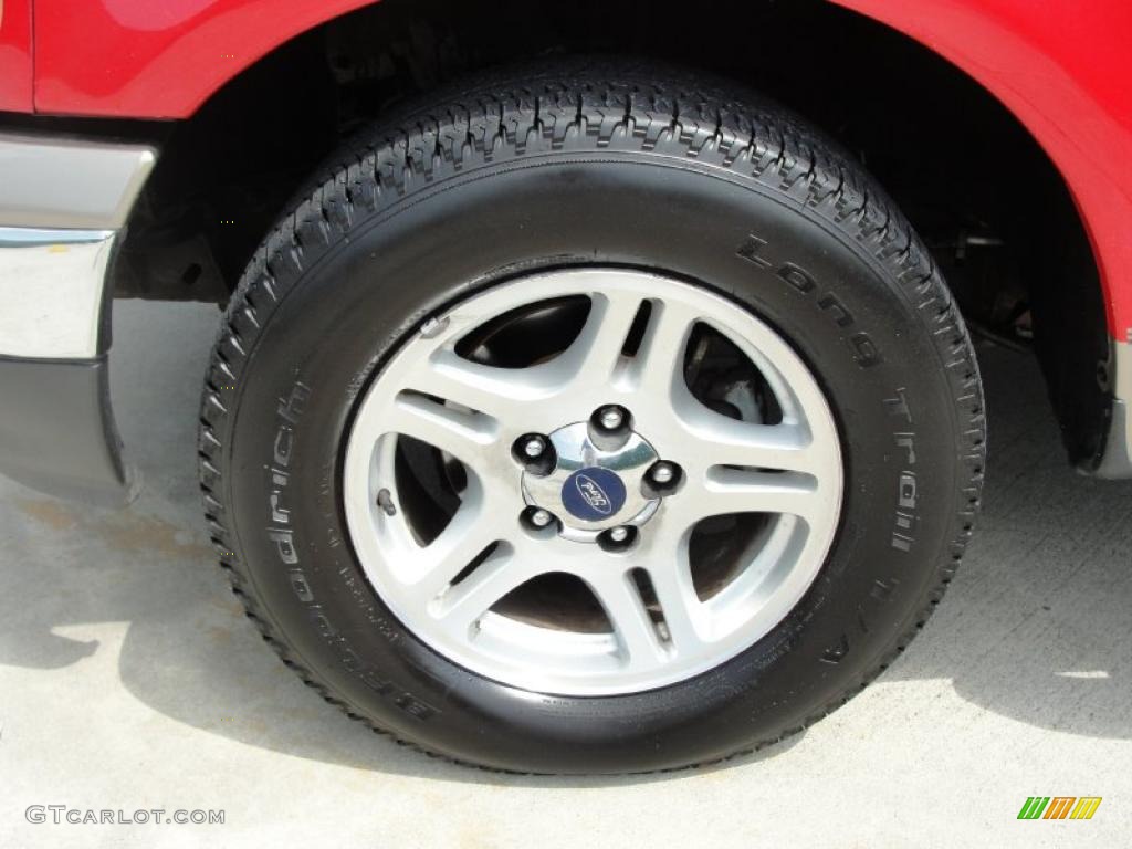 2002 F150 XLT SuperCrew - Bright Red / Medium Parchment photo #12