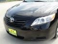 Black - Camry LE Photo No. 11