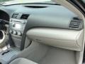 Black - Camry LE Photo No. 25