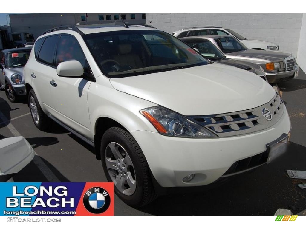 Glacier Pearl White Nissan Murano