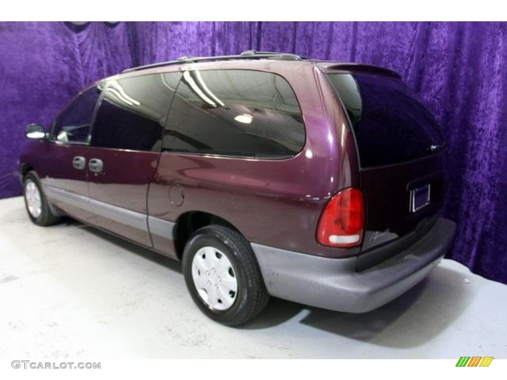 1998 Grand Voyager SE - Deep Cranberry Pearl / Silver Fern photo #4