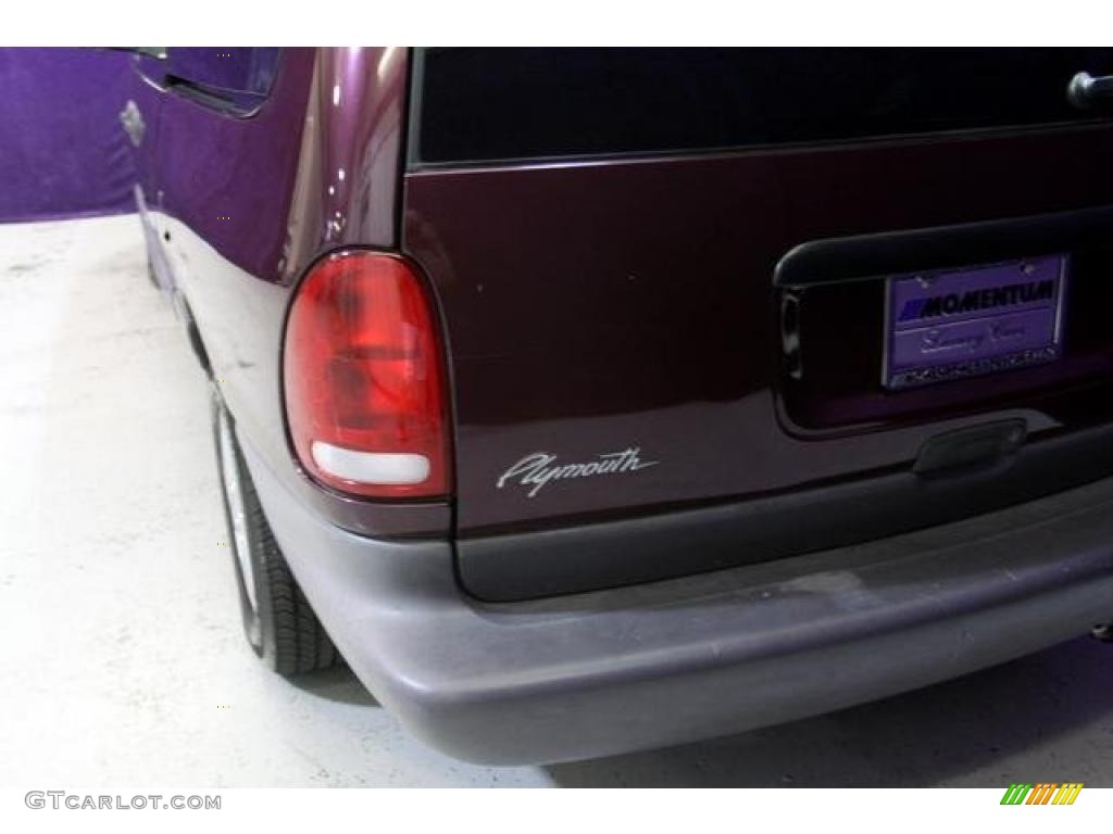 1998 Grand Voyager SE - Deep Cranberry Pearl / Silver Fern photo #32