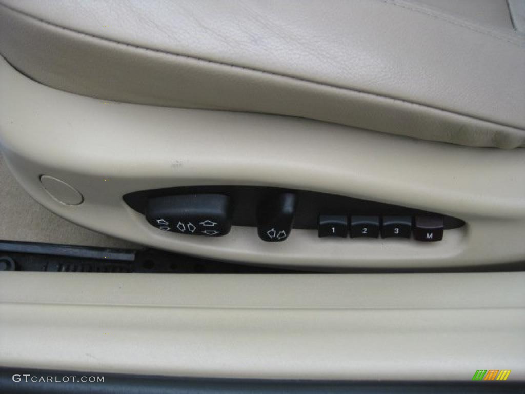 2004 Z4 2.5i Roadster - Toledo Blue Metallic / Beige photo #19