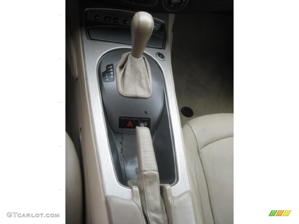 2004 Z4 2.5i Roadster - Toledo Blue Metallic / Beige photo #25