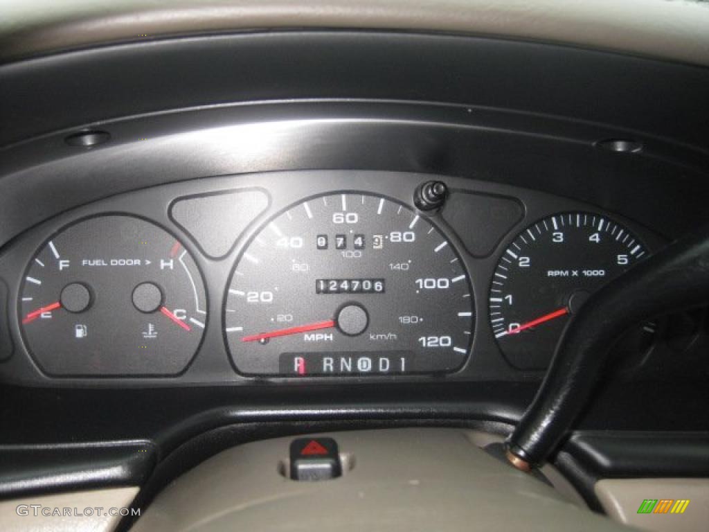 2001 Taurus SE - Harvest Gold Metallic / Medium Parchment photo #21