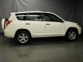 Super White - RAV4 4WD Photo No. 4