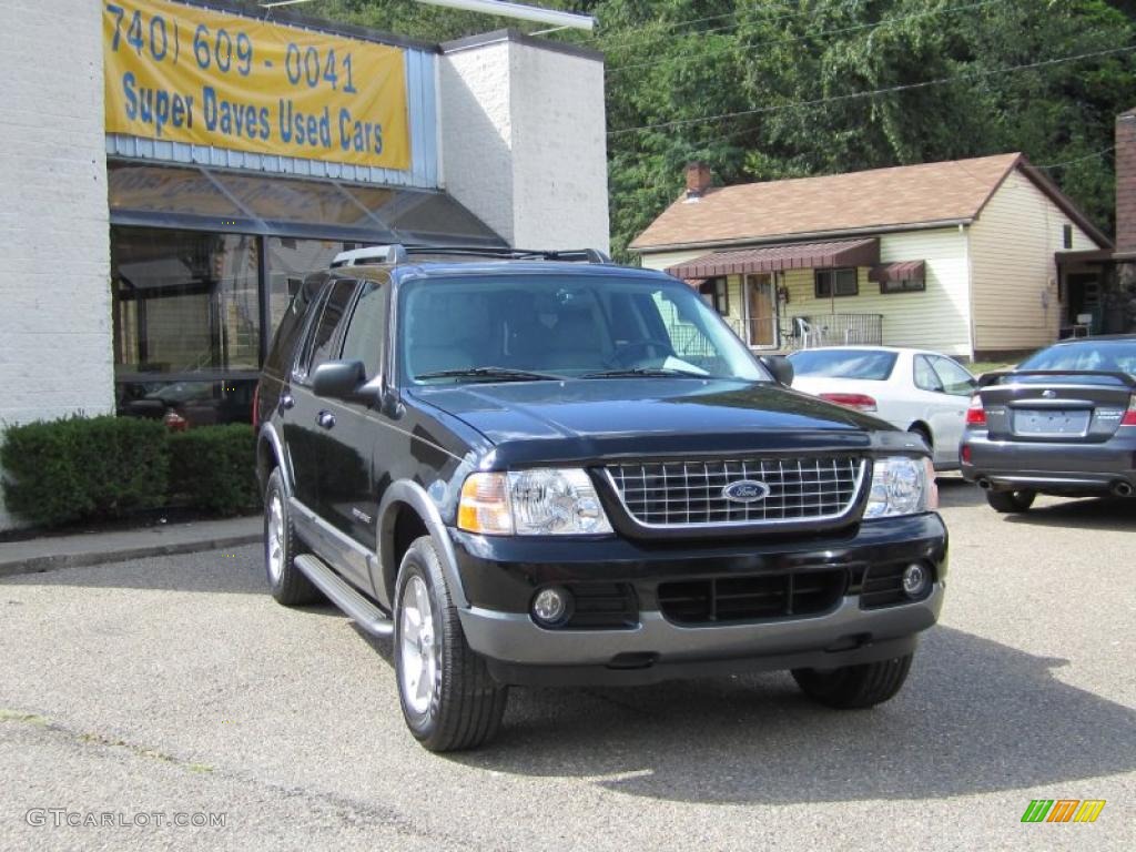 2005 Explorer XLT 4x4 - Black / Graphite photo #1