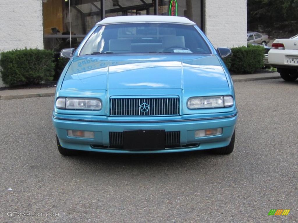 1993 Lebaron Convertible - Aqua Pearl / White photo #12