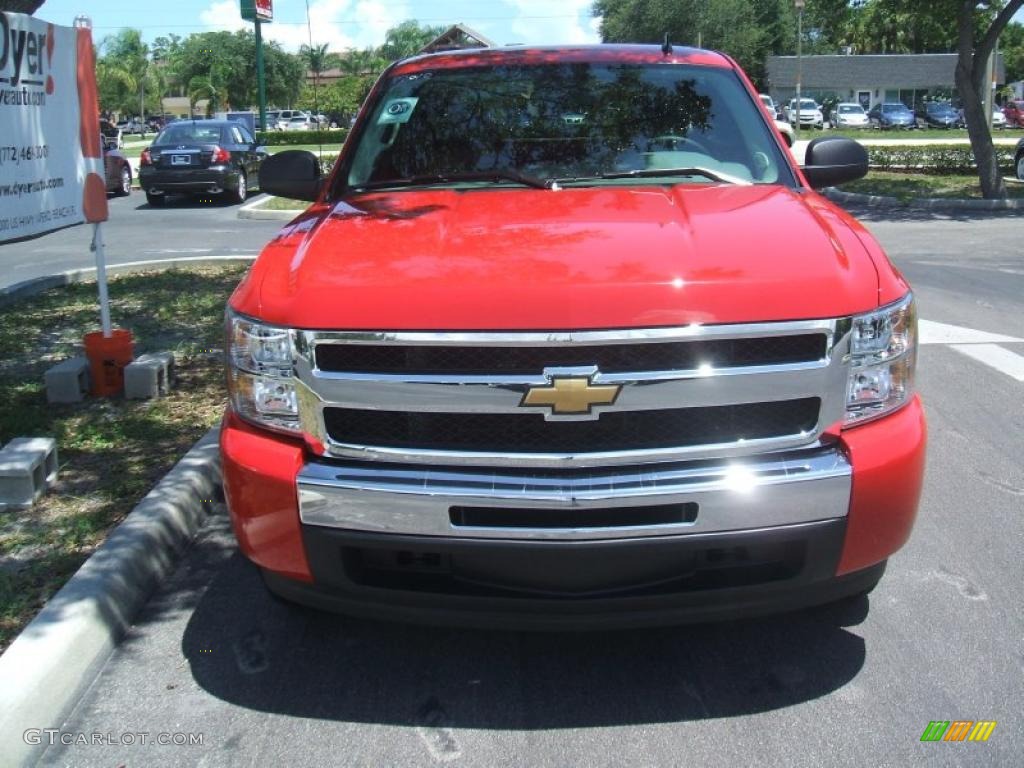 2011 Silverado 1500 LS Extended Cab - Victory Red / Dark Titanium photo #2