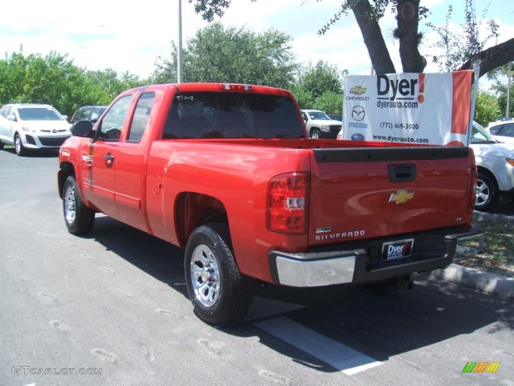 2011 Silverado 1500 LS Extended Cab - Victory Red / Dark Titanium photo #4