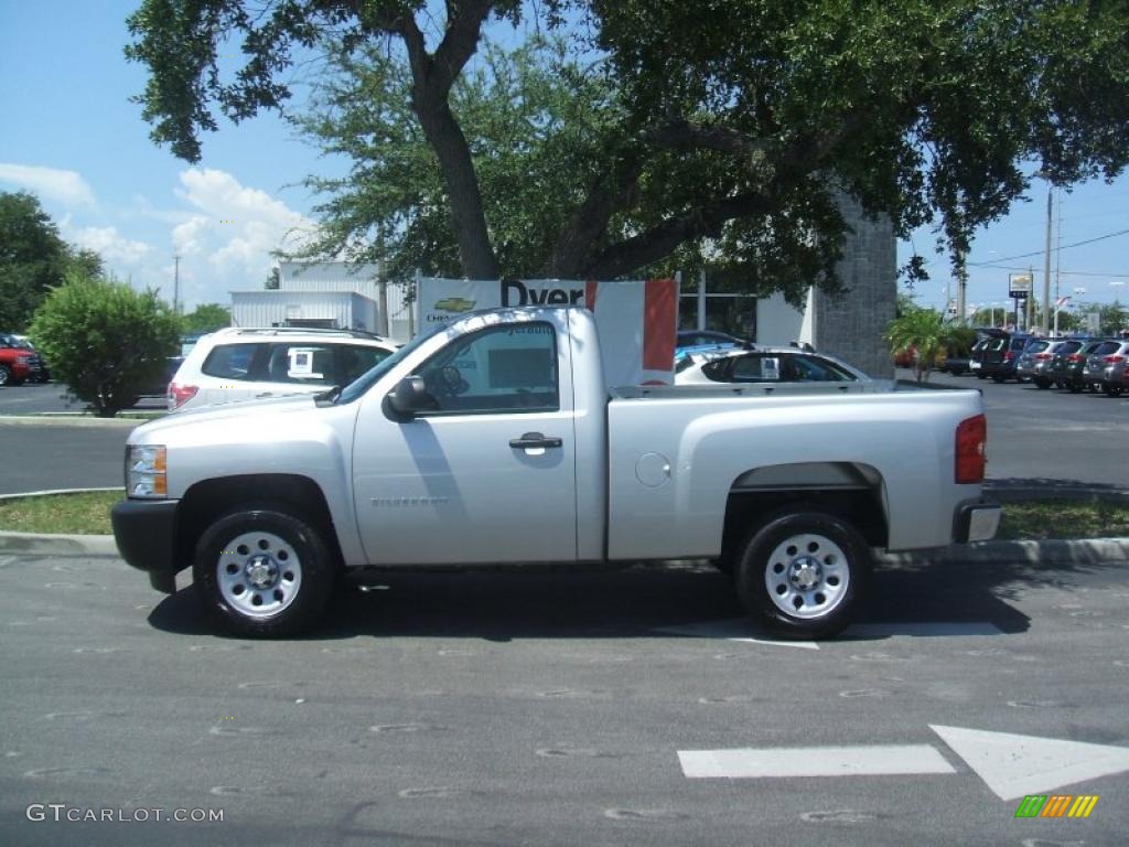 2011 Silverado 1500 Regular Cab - Sheer Silver Metallic / Dark Titanium photo #3