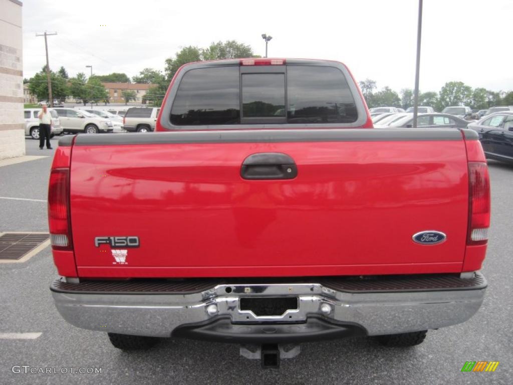 1998 F150 XLT SuperCab 4x4 - Bright Red / Medium Graphite photo #8