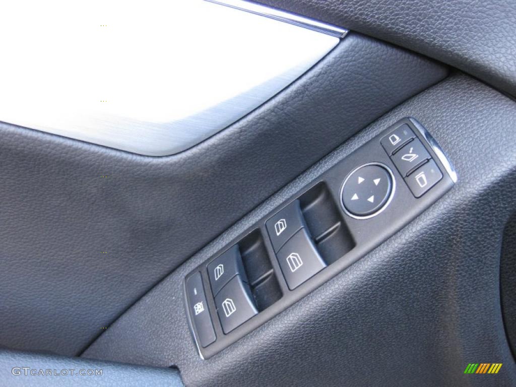 2008 C 300 Sport - Black / Black photo #9