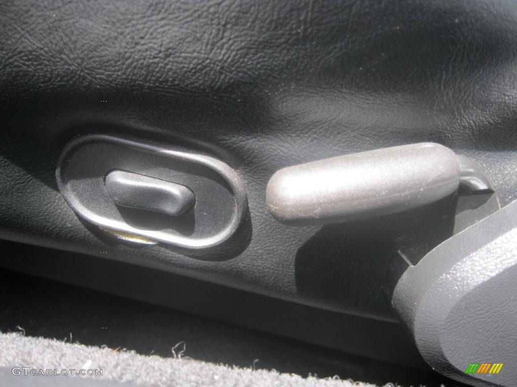 1997 Mustang GT Coupe - Black / Dark Charcoal photo #23
