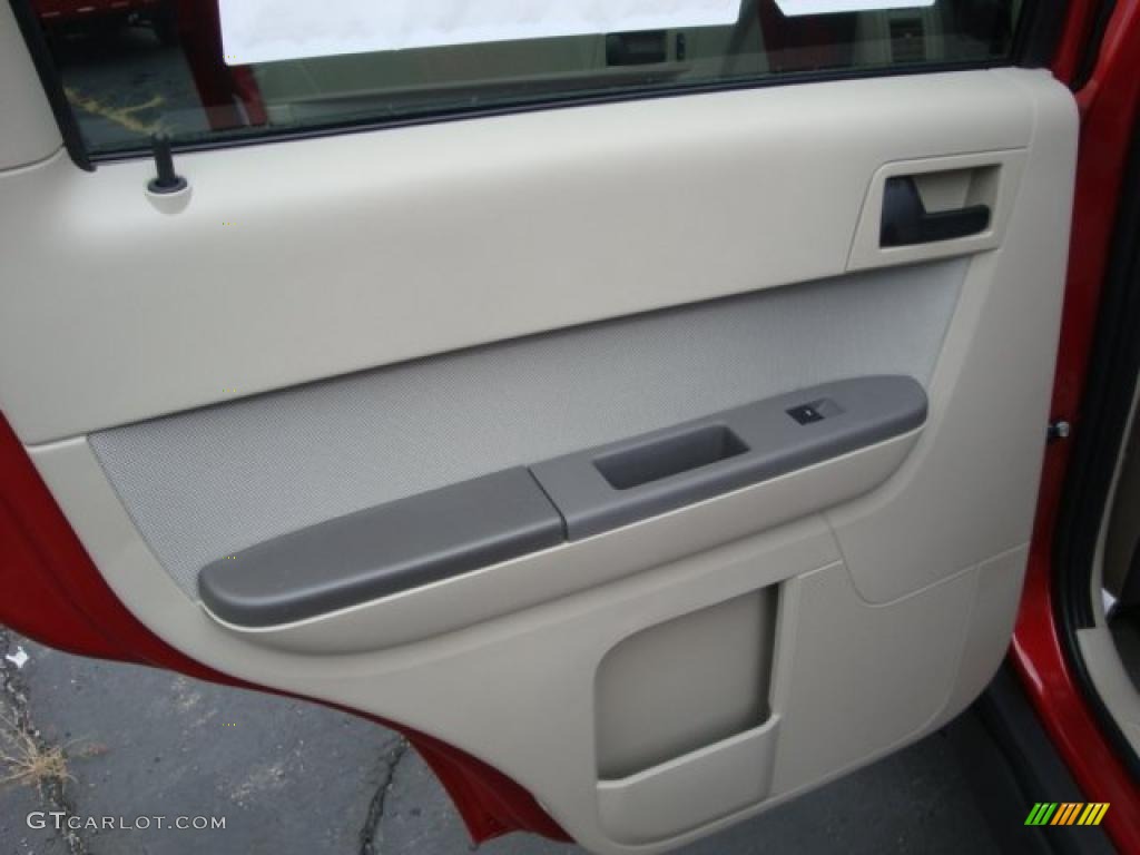 2011 Escape XLT V6 4WD - Sangria Red Metallic / Stone photo #14