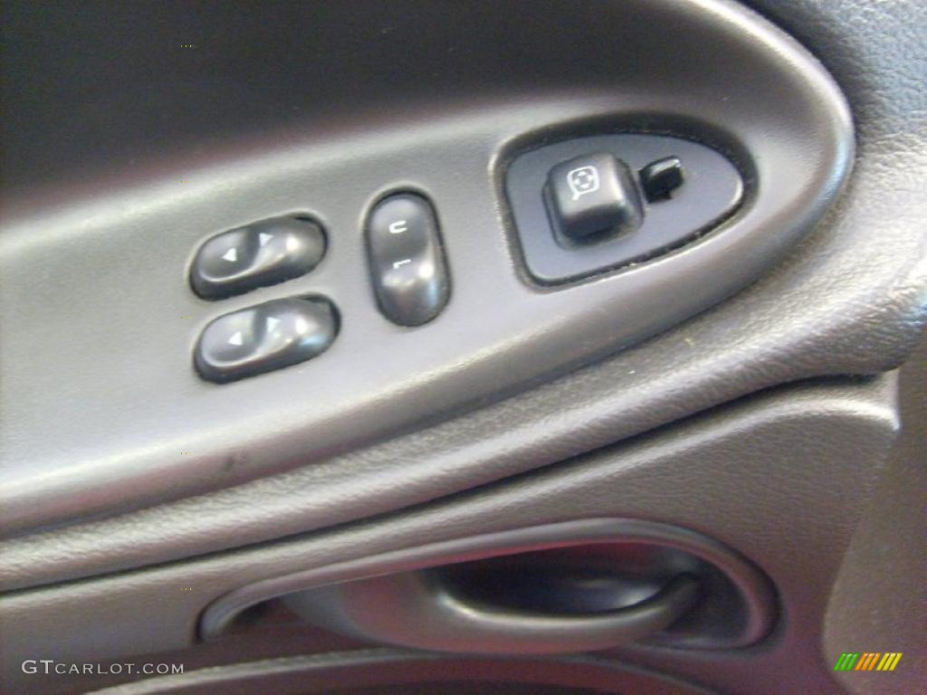 2001 Mustang GT Coupe - Performance Red / Dark Charcoal photo #22