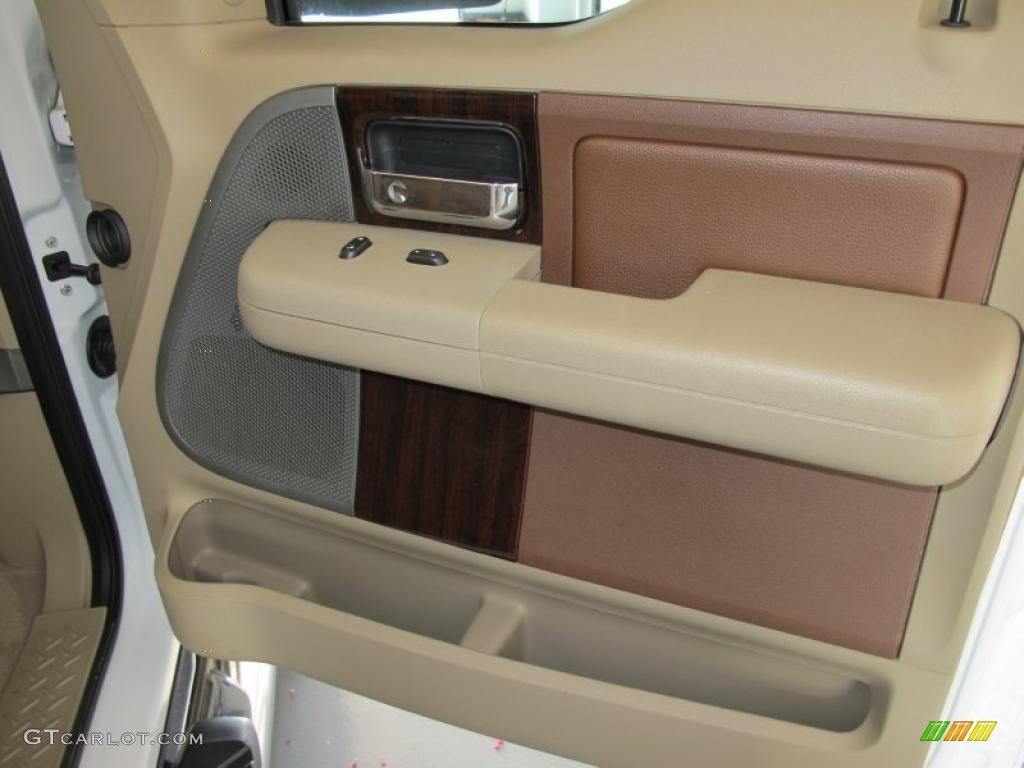 2006 F150 King Ranch SuperCrew 4x4 - Oxford White / Castano Brown Leather photo #26
