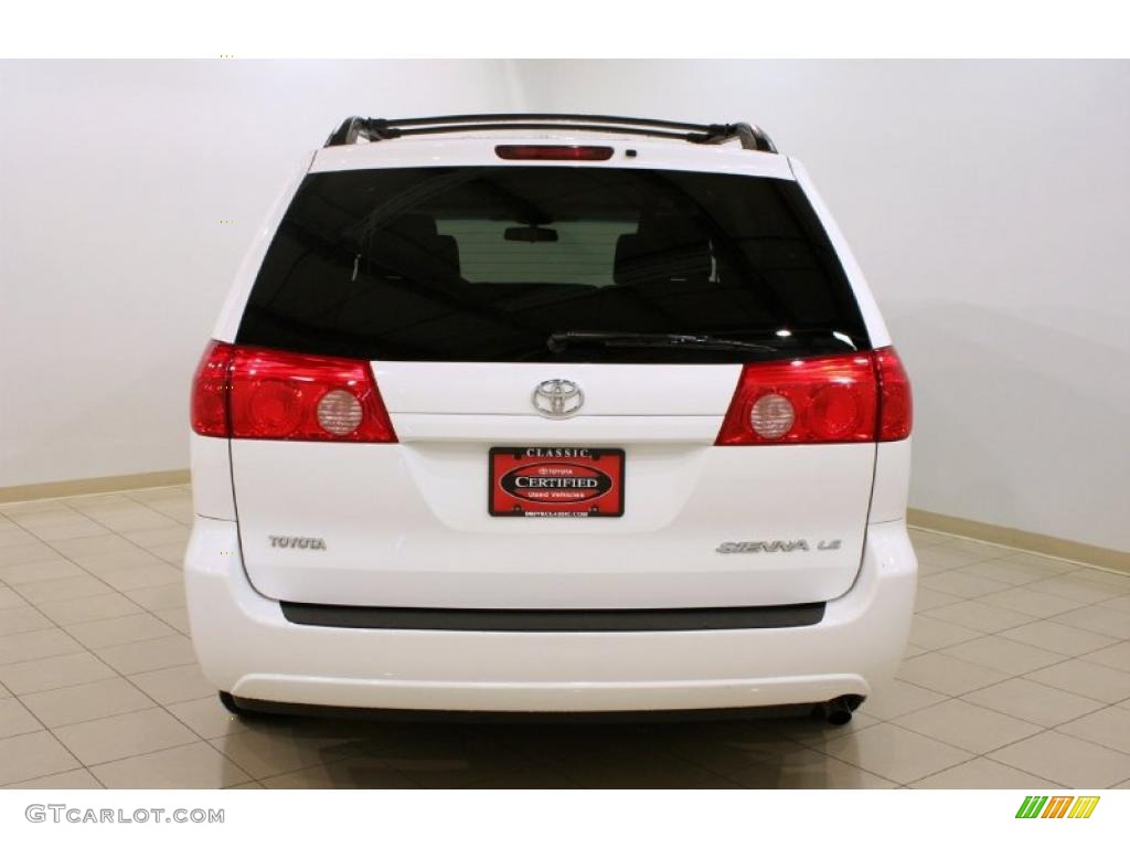 2010 Sienna LE - Super White / Taupe photo #6