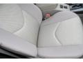 Super White - RAV4 4WD Photo No. 12