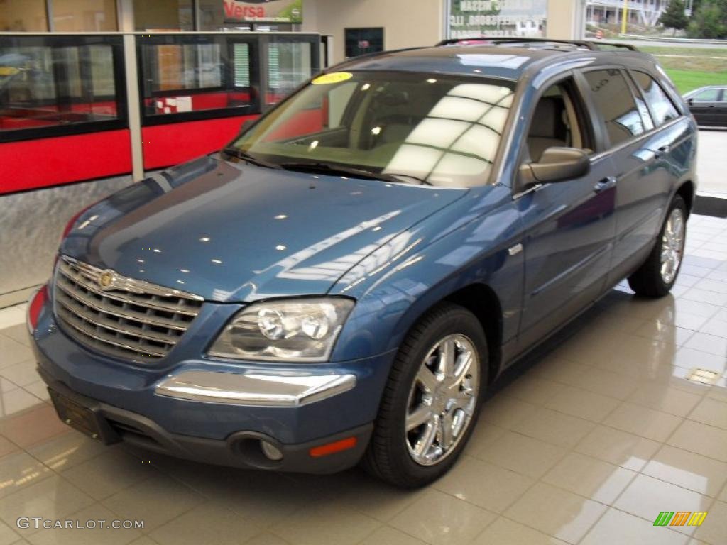 2005 Pacifica Signature Series AWD - Atlantic Blue Pearl / Light Taupe photo #1