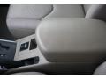 Super White - RAV4 4WD Photo No. 21