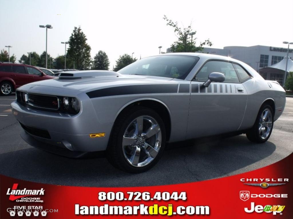 Bright Silver Metallic Dodge Challenger