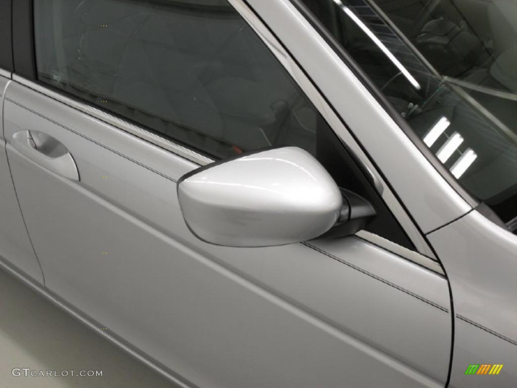 2010 Accord LX Sedan - Alabaster Silver Metallic / Gray photo #25