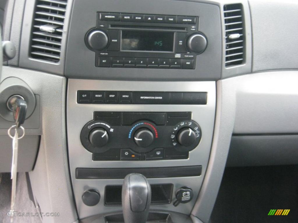 2005 Grand Cherokee Laredo - Deep Beryl Green Pearl / Medium Slate Gray photo #9